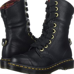 Dr. Martens Aimilita 9-eye boots